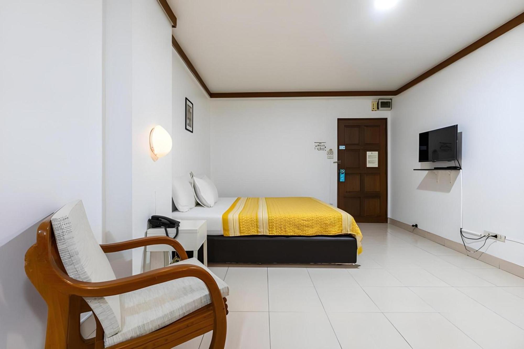 Collection O Howard Square Boutique Hotel Μπανγκόκ Εξωτερικό φωτογραφία