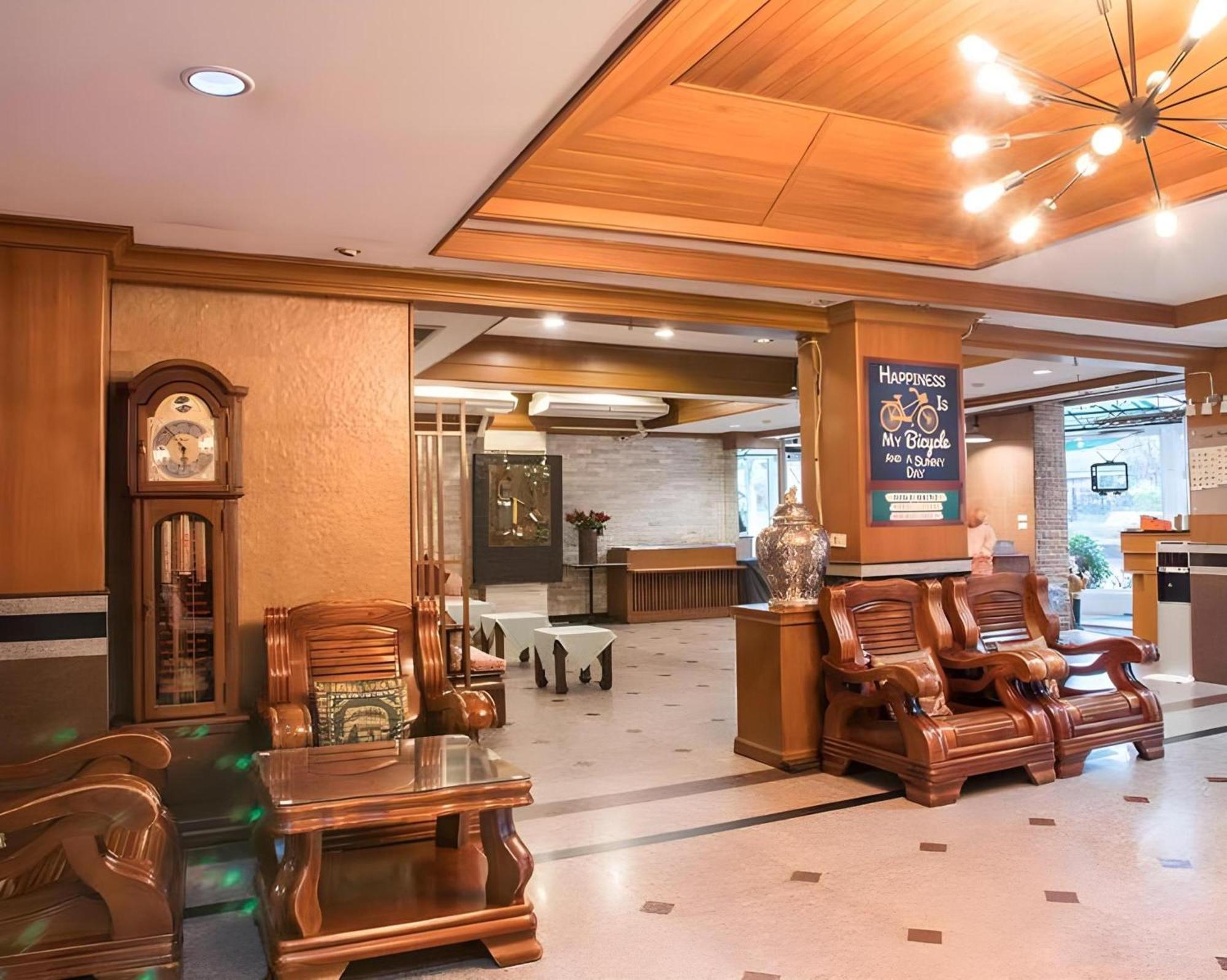 Collection O Howard Square Boutique Hotel Μπανγκόκ Εξωτερικό φωτογραφία