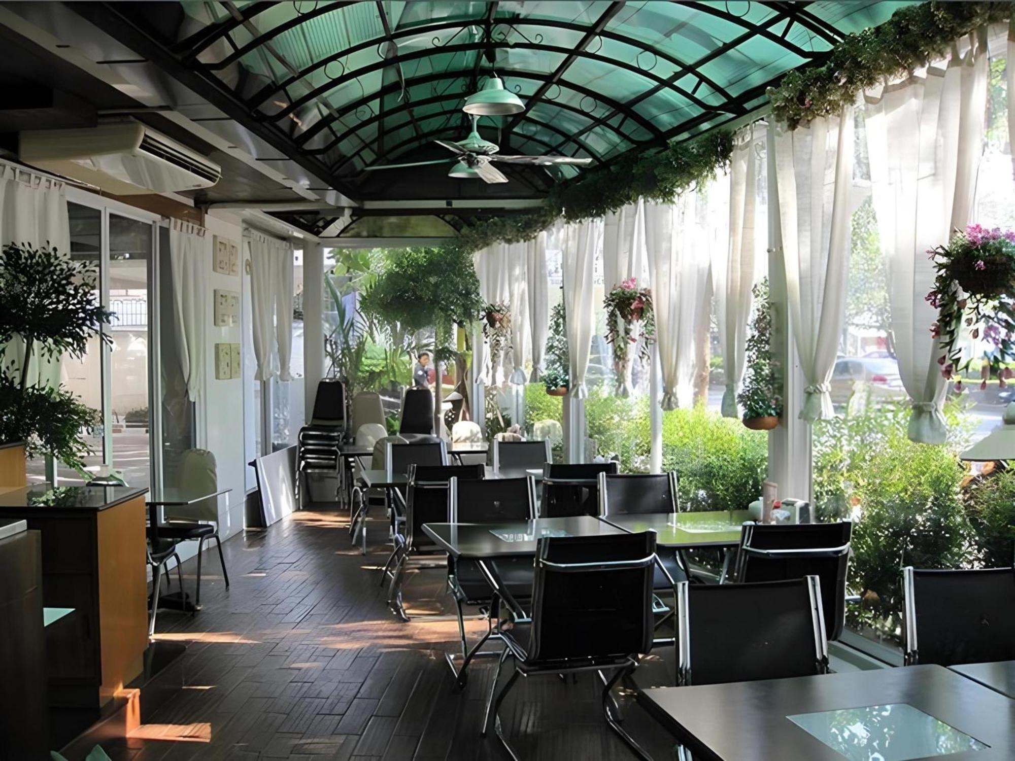 Collection O Howard Square Boutique Hotel Μπανγκόκ Εξωτερικό φωτογραφία